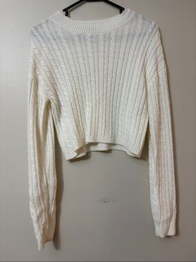 UK2LA Cream Cable Knit Cropped Crewneck Sweater
